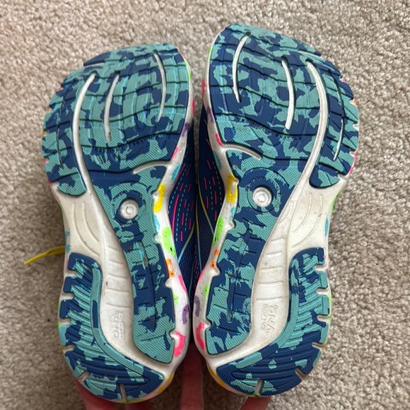 Brooks Glycerin 20- Cereal - Picture 3 of 4
